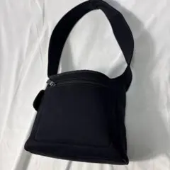 美品 【アーカイブ】ミュウミュウ　巾着ワンショルダーバッグ 黒 ボンディングのサムネイル