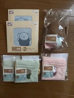 ミッフィー　タイトーくじ　ハンカチ2個　巾着ポーチ3個　マスコットバッジ1個