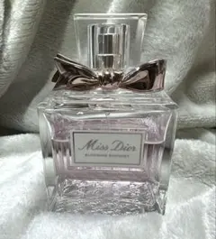 【匿名配送】/ Miss Dior /ブルーミングブーケ/ 100ml