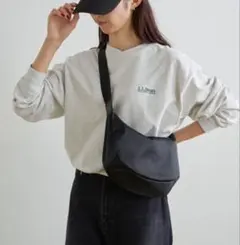 russet ラシット クラウズナイロンラウンドショルダーバッグ