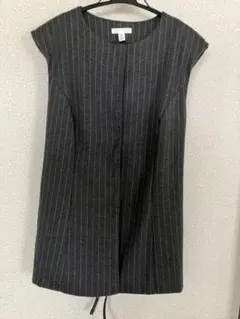 H&Mグレーペンシルステライブジレ