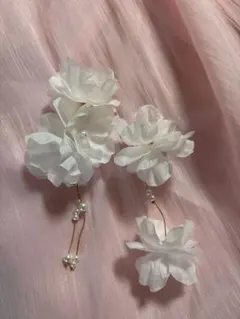 フラワーピアス　ブライダルアクセサリー