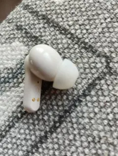 Anker Soundcore Life P2 Mini　左耳