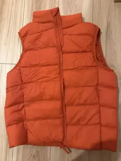 UNIQLO ダウンベスト 140 オレンジ