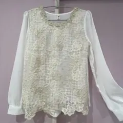 レース刺繍ブラウス 長袖 オフホワイト　韓国　Lサイズ