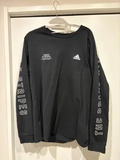 アディダス　長袖Ｔシャツ