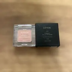 ETVOS ミネラルマルチパウダーIII ネクターベージュのサムネイル