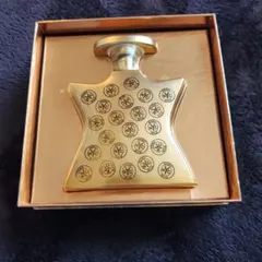 ち*き様 Bond No.9 Perfume 100ml ゴールドボトルのサムネイル