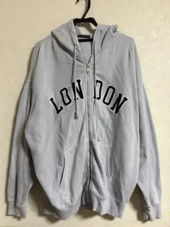 Brandy Melville パーカー 水色のサムネイル