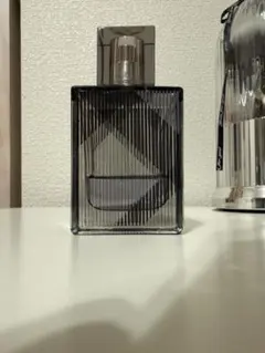 BURBERRY BRIT RHYTHM 香水のサムネイル