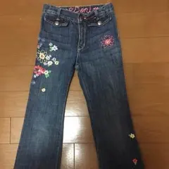 ギャップデニム  110センチ お花柄刺繍