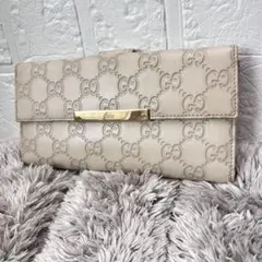 美品✨GUCCI シマ　ロゴプレート　ホワイトグレー　長財布　Wホック