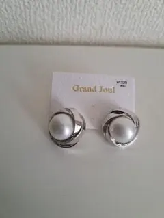 Item thumbnail for item 0907d487-fe4a-4793-95c9-48e80d73a6bb