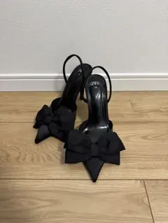 黒 リボン付き ハイヒール