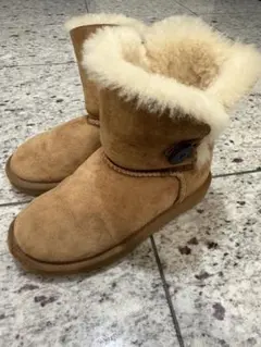 UGGムートンブーツ