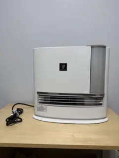 SHARP シャープ　加湿セラミックヒーター　HX-R12E2 ⭐️中古品・美品⭐️ SHARP シャープ 加湿セラミックヒーター HX-R12E2 ⭐️中古品