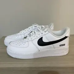 Nike Air Force 1 Supreme ホワイト/ブラック