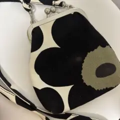 marimekko　がま口ショルダー　ミニポシェット　unikko柄のサムネイル