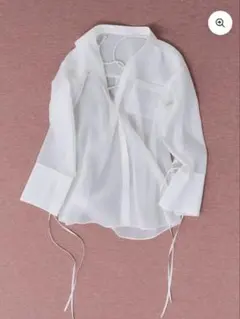 eimy パールストラップオーガーンジーシャツ　アイボリー　春服　夏服のサムネイル