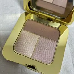 トムフォード ソレイユ コントゥーリング コンパクト トム フォード ビューティ / ソレイユ コントゥーリング コンパクトの