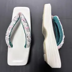 Item thumbnail for item 23b18c72-b92d-4007-b378-a466415a829f