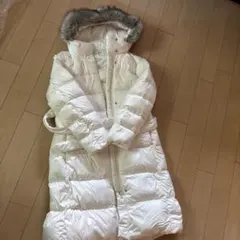 フード付きロングダウンジャケット