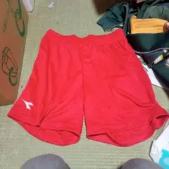 diadora スポーツパンツ レッド