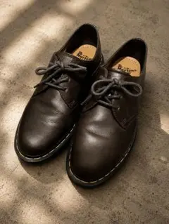 Dr. Martens 3ホールシューズ ダークブラウン UK9のサムネイル