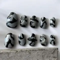 ネイルチップ 個性派 モノトーン