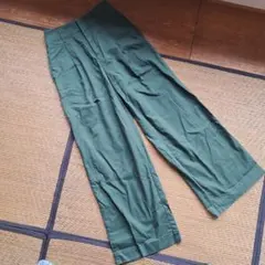 UNIQLO　ワイドパンツ　58cm