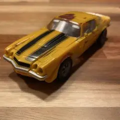 トランスフォーマー バンブルビー カマロ 変形ロボット