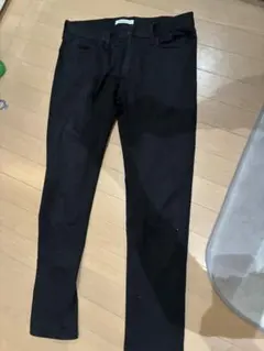 GU WONDER SHAPE スキニーデニム ブラック