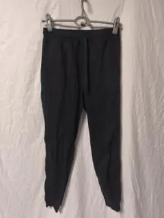 ブラック ジョガーパンツ