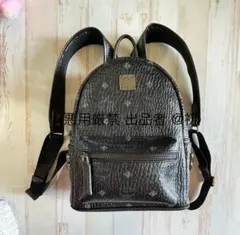 【未使用級】ジミーチュウ リュックサック パテントレザー A4可 黒 エンボス 未使用級】ジミーチュウ リュックサック パテントレザー A4可 黒