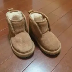 UGG ベージュ ショートブーツのサムネイル