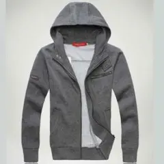 新品未使用！大活躍パーカー！！