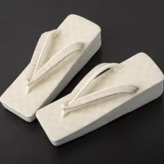 ≪菱屋カレンブロッソ×正絹紬地鼻緒≫ カフェ草履 L寸スクエア no.3520