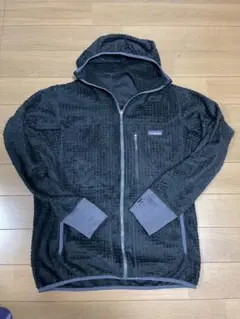 Patagonia パタゴニア R2 フーディ R1