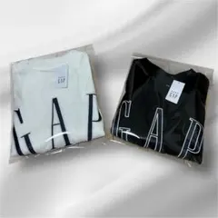 タグ付き新品未使用　２枚セット　ＧＡＰキッズ長袖ロンＴ　サイズ100 白&黒