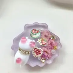 レジン　ヘアゴム 猫ちゃんとケーキ　シェル　ラメパープル◡̈♥︎ レジン ヘアゴム 猫ちゃんとケーキ シェル ラメパープル◡̈♥︎ - メルカリ