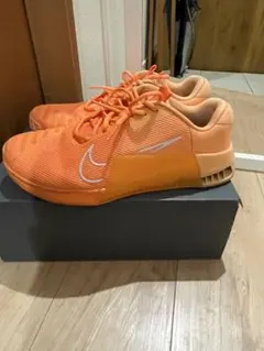 NIKE トレーニングシューズ オレンジ　メトコン