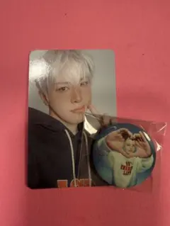 TREASURE Wonderwallジョンファン トレカ＋ピンバッジ