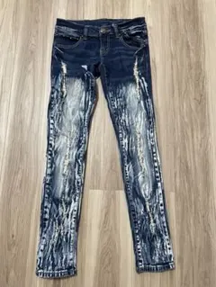 スキニージーンズ　ダメージデニム　希少デザイン♪