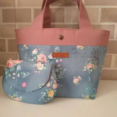 ハンドメイド　花柄トートバッグ＆ポーチ　キルトゲイト　ブーケ
