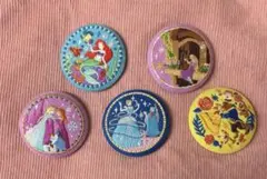 ディズニー刺繍缶バッジ2 アリエル　シンデレラ　ベル　ラプンツェル　アナ雪