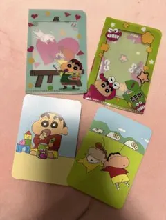 クレヨンしんちゃん　トレカケース　韓国限定のサムネイル