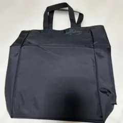 ナイロン製ブラックトートバッグ