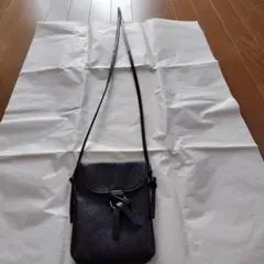 本革 サコッシュ