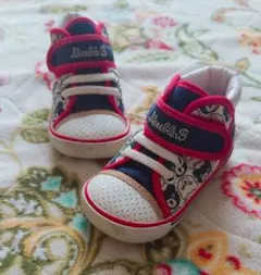 ミキハウス　ダブルビー 　スニーカー　総柄 13cm