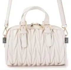 GRL アイボリー キルティングバッグ